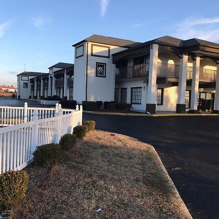 Americas Best Value Inn Holly Springs Екстериор снимка