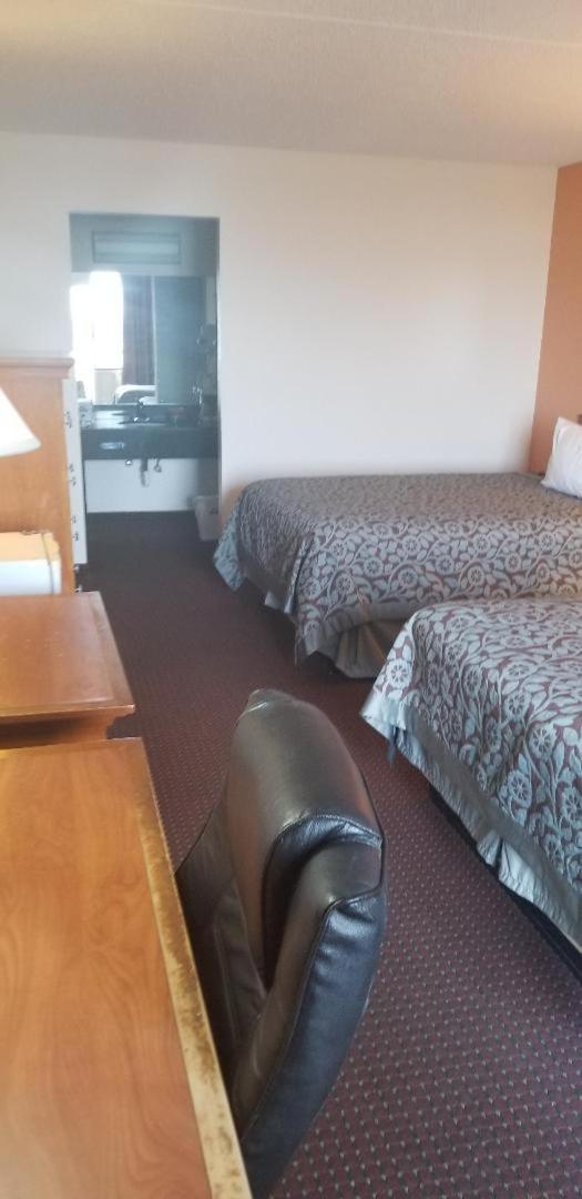 Americas Best Value Inn Holly Springs Екстериор снимка